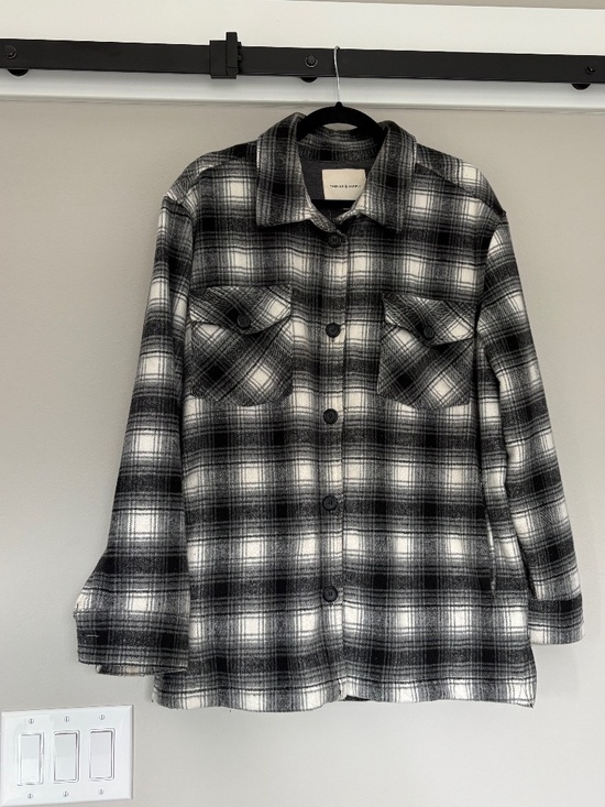Thread & Supply Tops - Thread & Supply Soft Gray lined Plaid Flannel